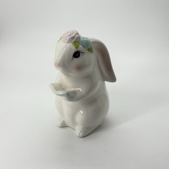 VTG White Easter Ceramic Bunny Rabbit With Roses And A Book - Picture 5 of 10